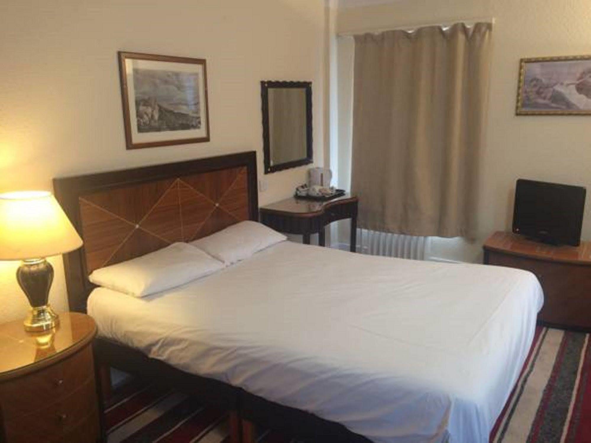 Britannia Bournemouth Hotel Экстерьер фото