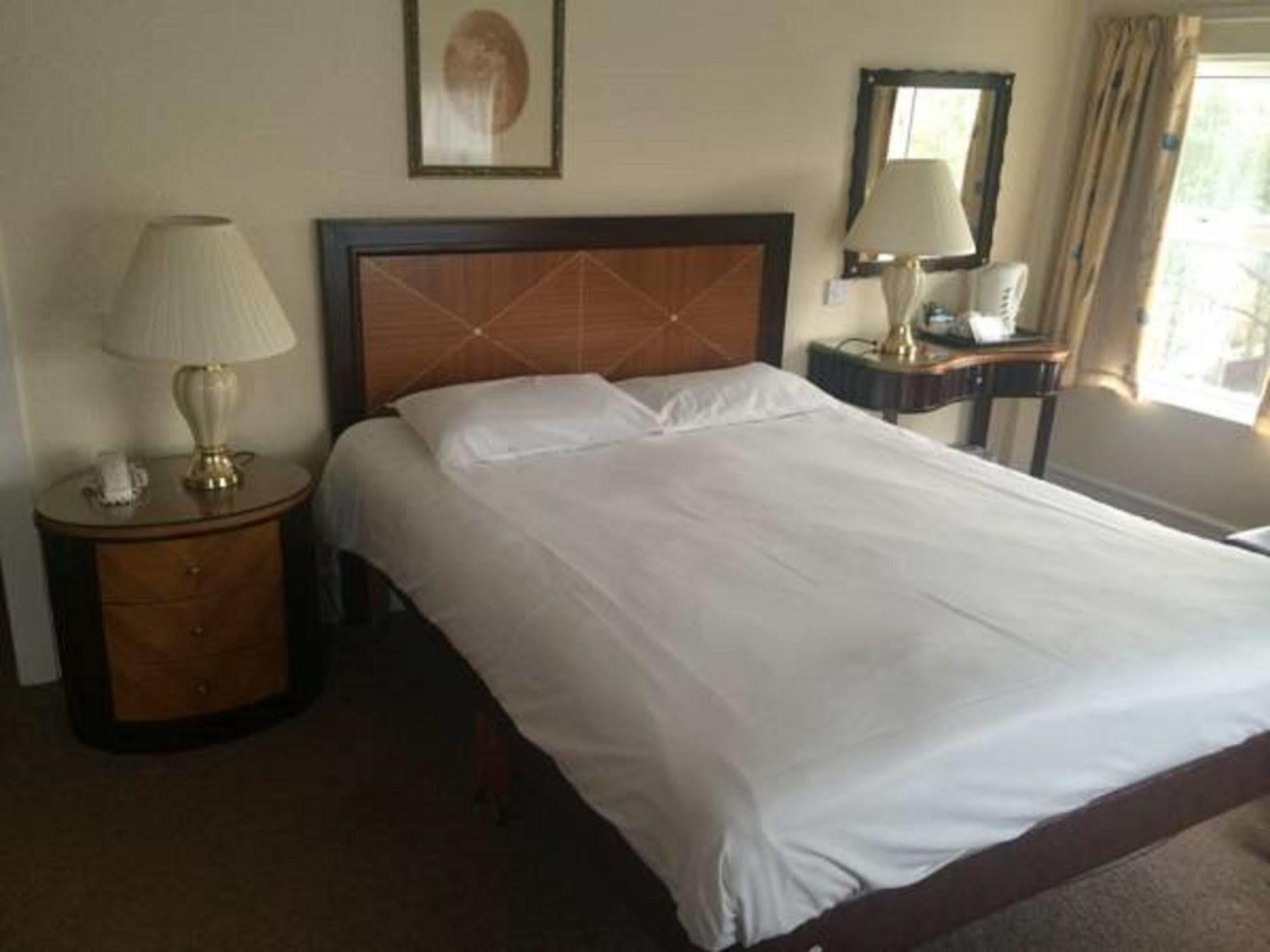 Britannia Bournemouth Hotel Экстерьер фото